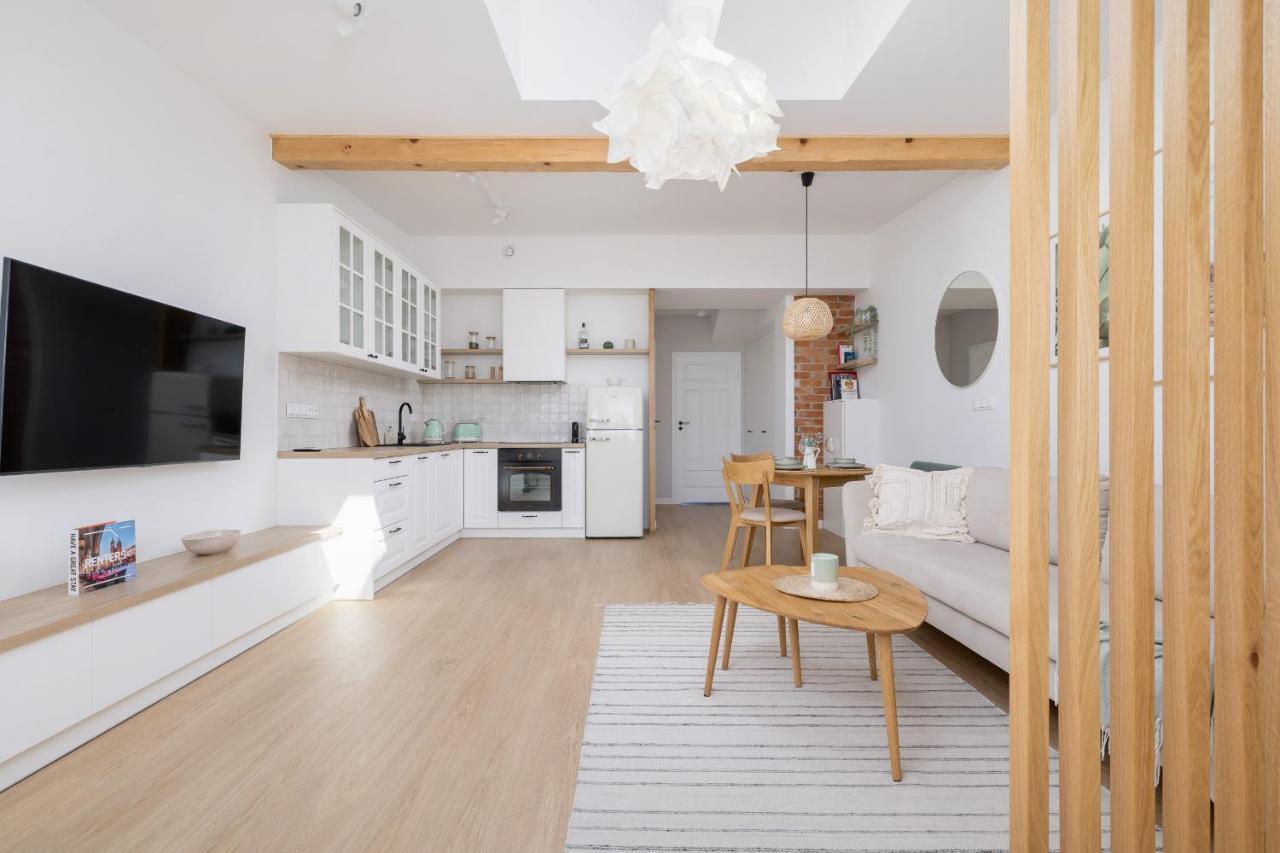 Unique Air-conditioned Dietla Cracow By Renters Apartament